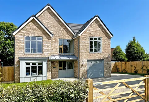 Elms Cottage, West Wittering, nr beach PO20 8LP