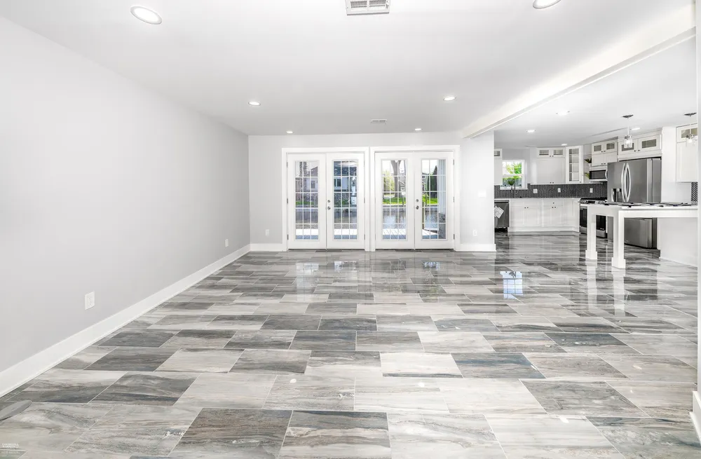 45480 Jefferson Ave, Chesterfield, MI 48047
