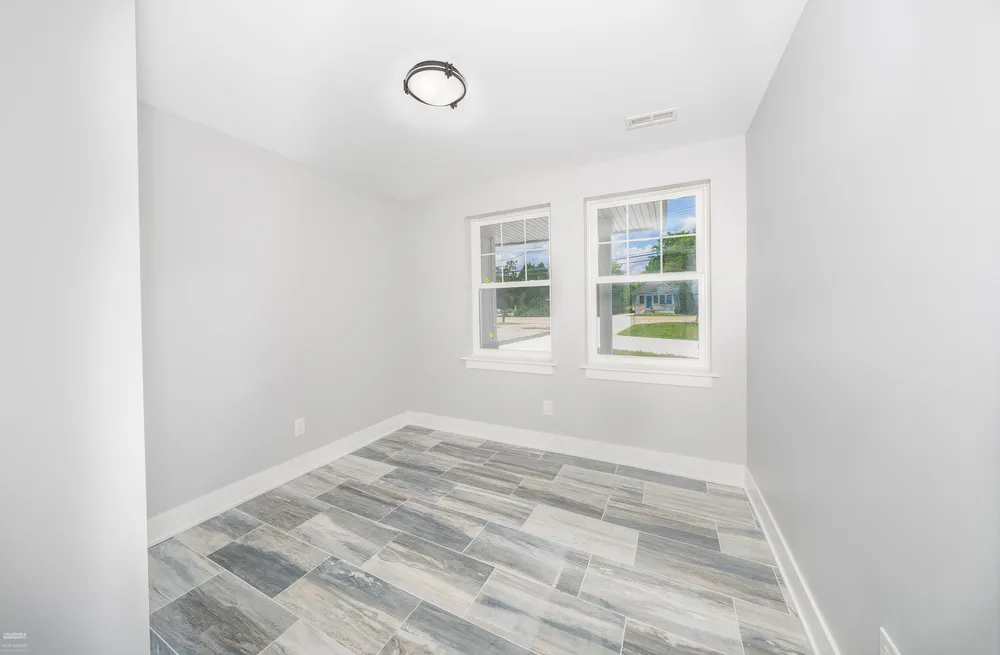 45480 Jefferson Ave, Chesterfield, MI 48047