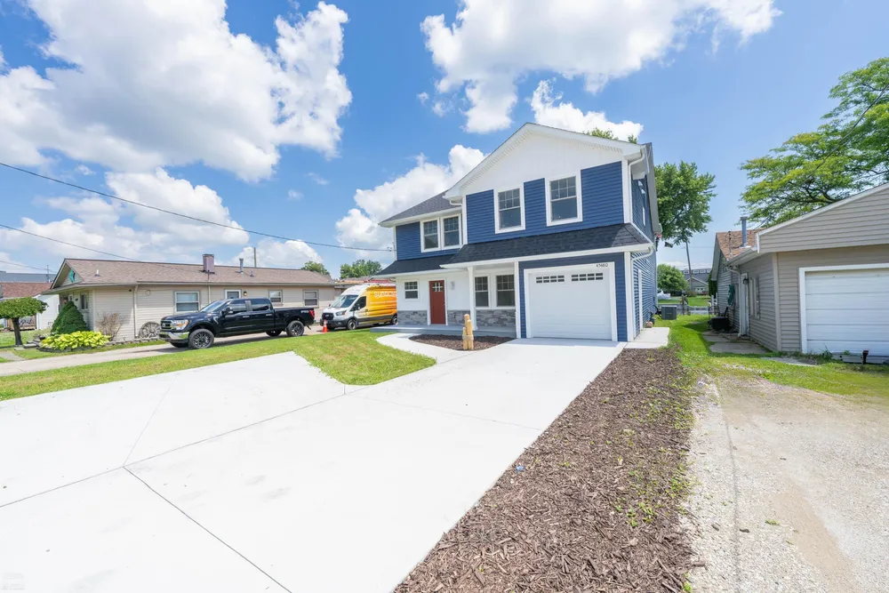 45480 Jefferson Ave, Chesterfield, MI 48047