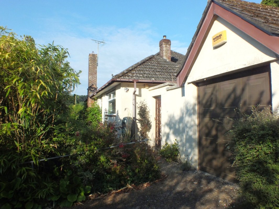 3 bedroom property for sale in Lancaster Drive, Broadstone, Dorset