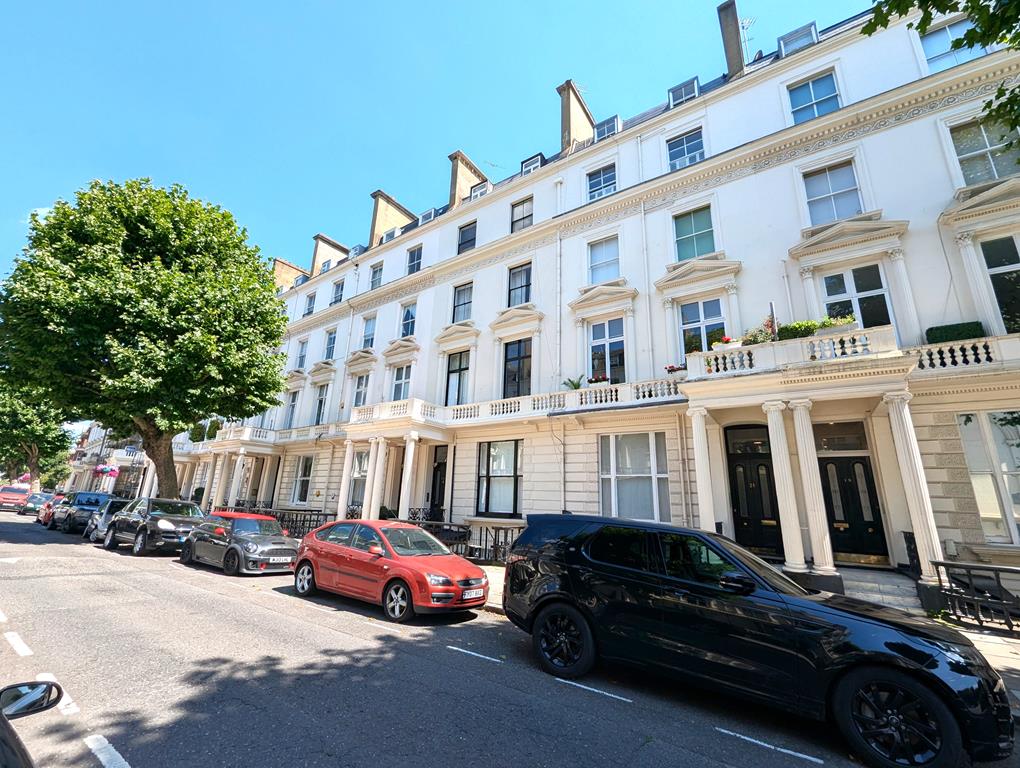 Two Bedroom Flat To Let Warrington Crescent W9 1ED Image 10