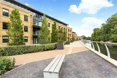 Glen Island, Maidenhead, SL6 photo 11