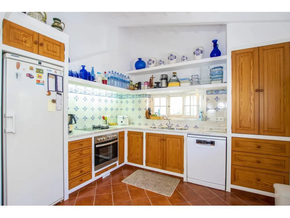 17, Sant Lluis