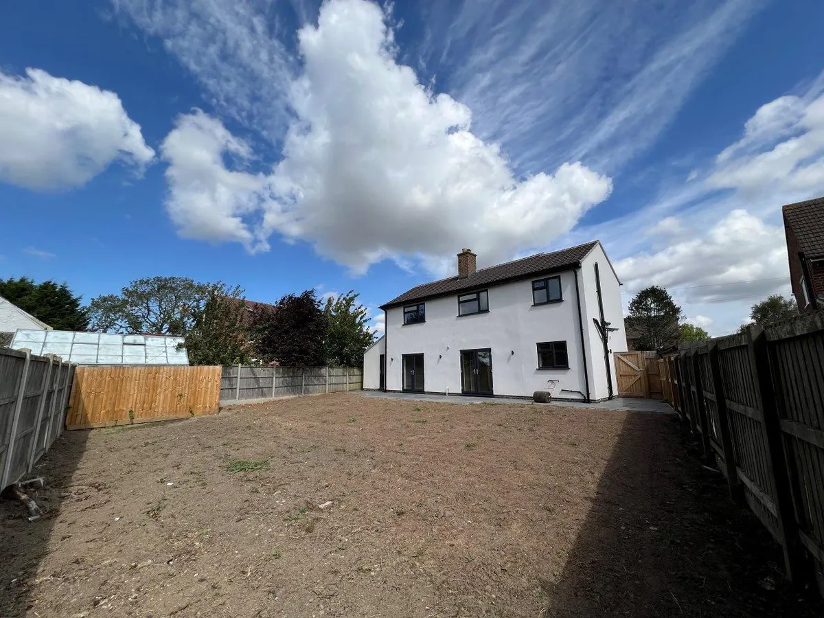 RIVENDELL, PARNHAM CLOSE, NETHER BROUGHTON