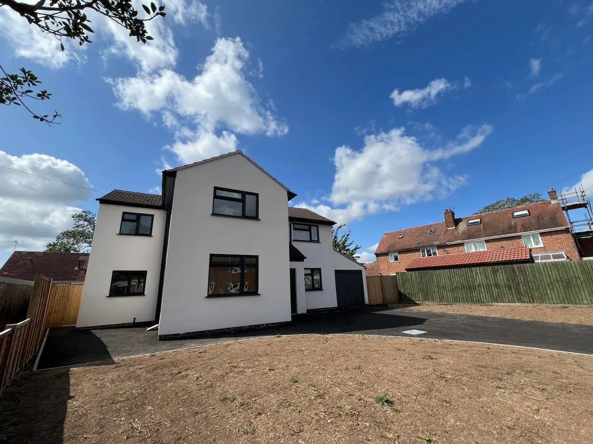 RIVENDELL, PARNHAM CLOSE, NETHER BROUGHTON
