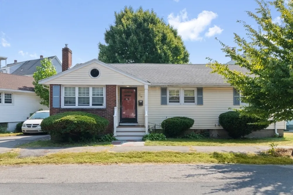 14 Valley Rd, Boston, MA 02124