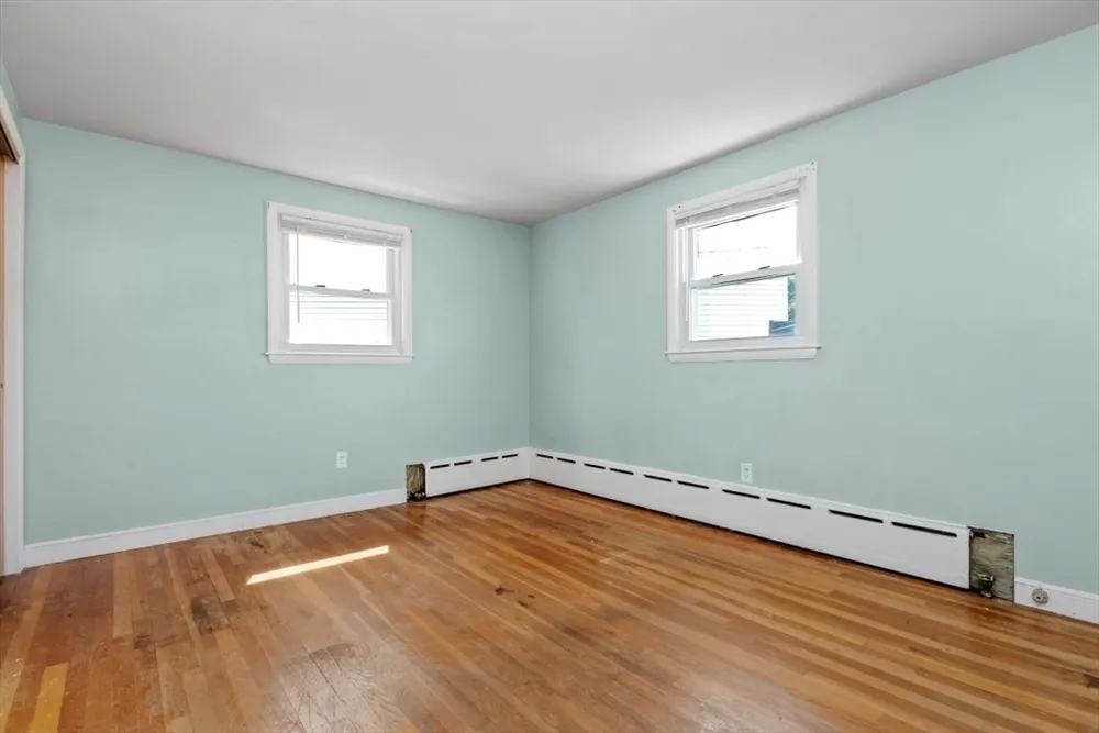14 Valley Rd, Boston, MA 02124