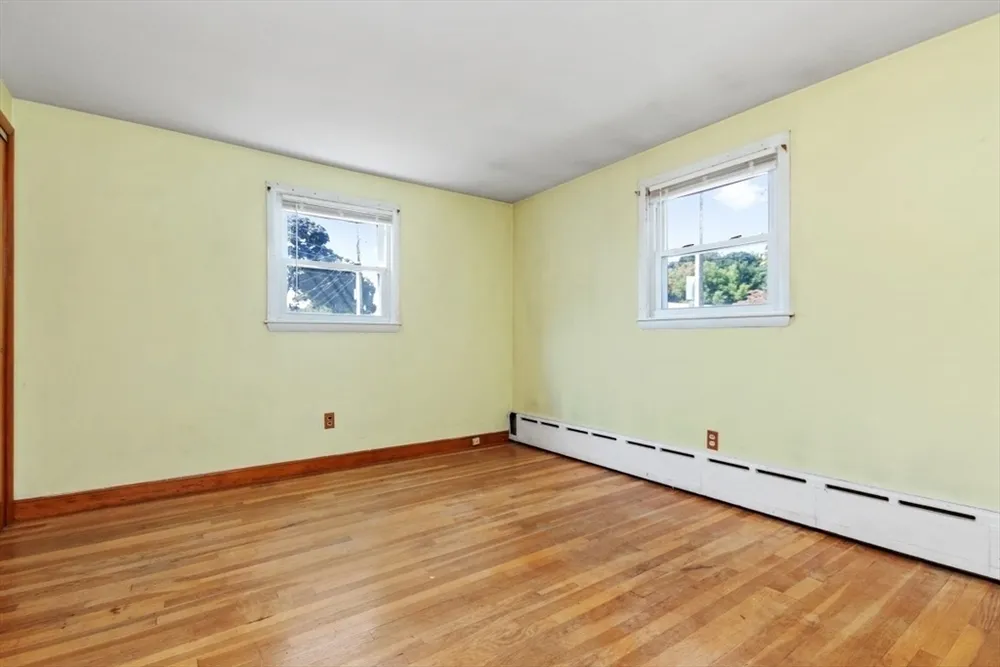 14 Valley Rd, Boston, MA 02124