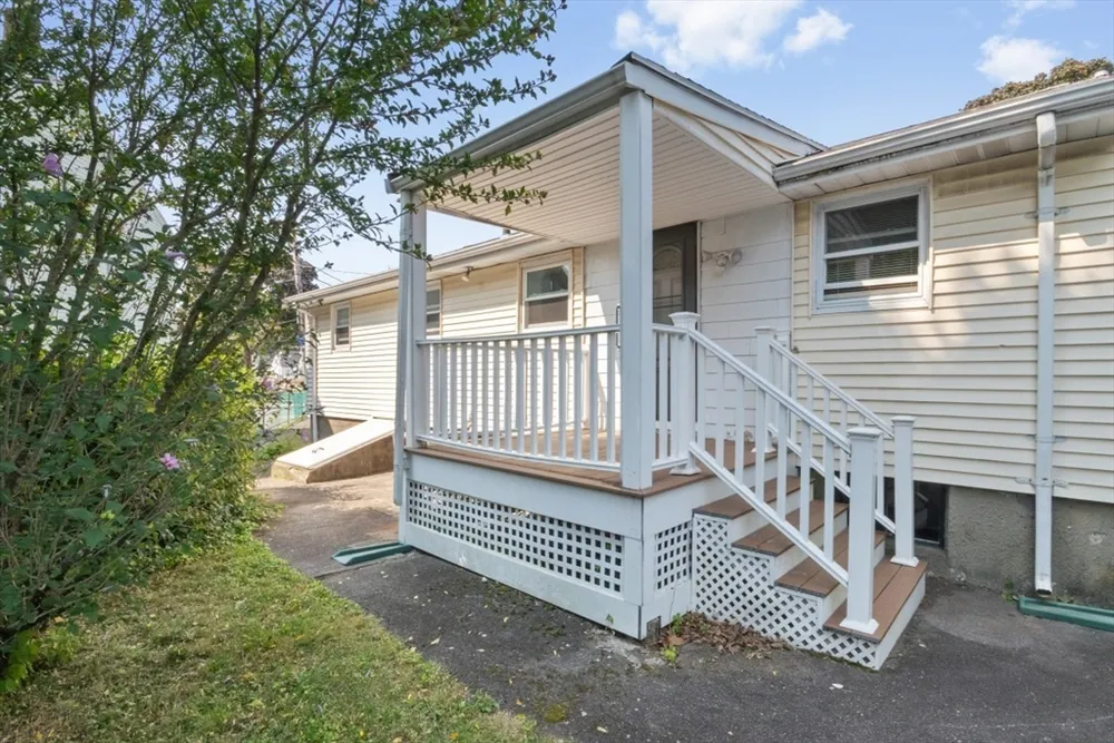 14 Valley Rd, Boston, MA 02124