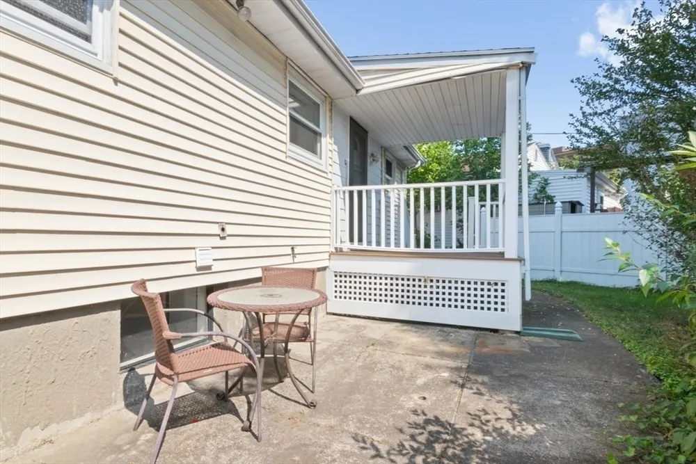 14 Valley Rd, Boston, MA 02124