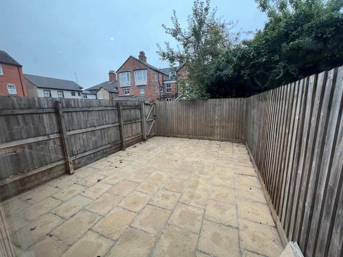 NOTTINGHAM ROAD, MELTON MOWBRAY