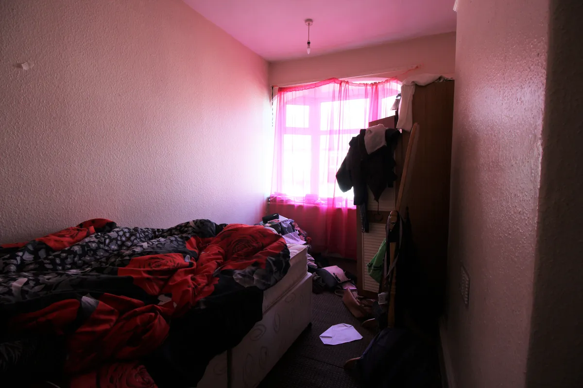 3-Bedroom Home To Let, Oldham, Abbey Hills Road, OL8