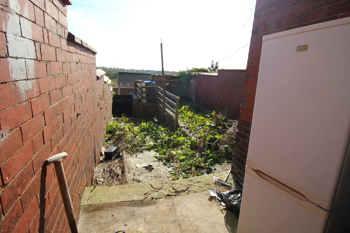 3-Bedroom Home To Let, Oldham, Abbey Hills Road, OL8
