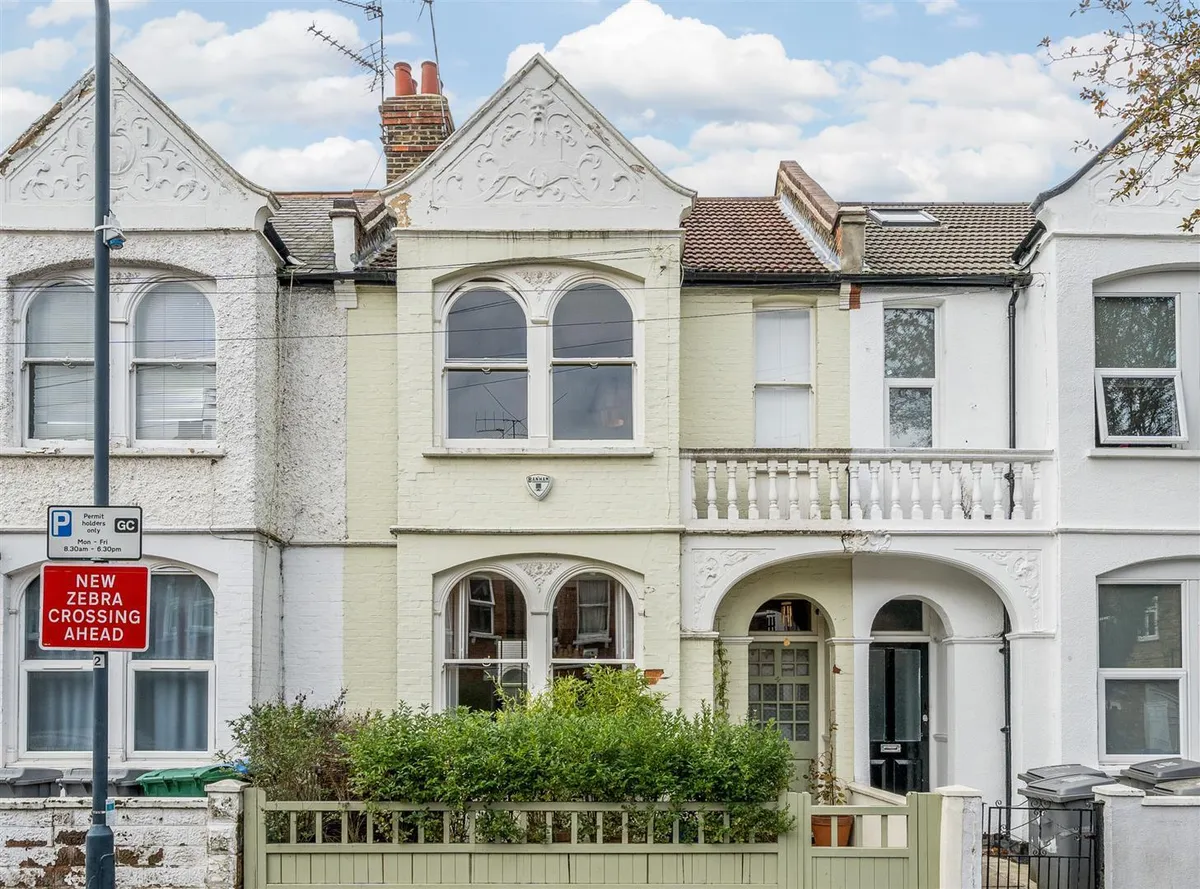 Linacre Road, London, NW2