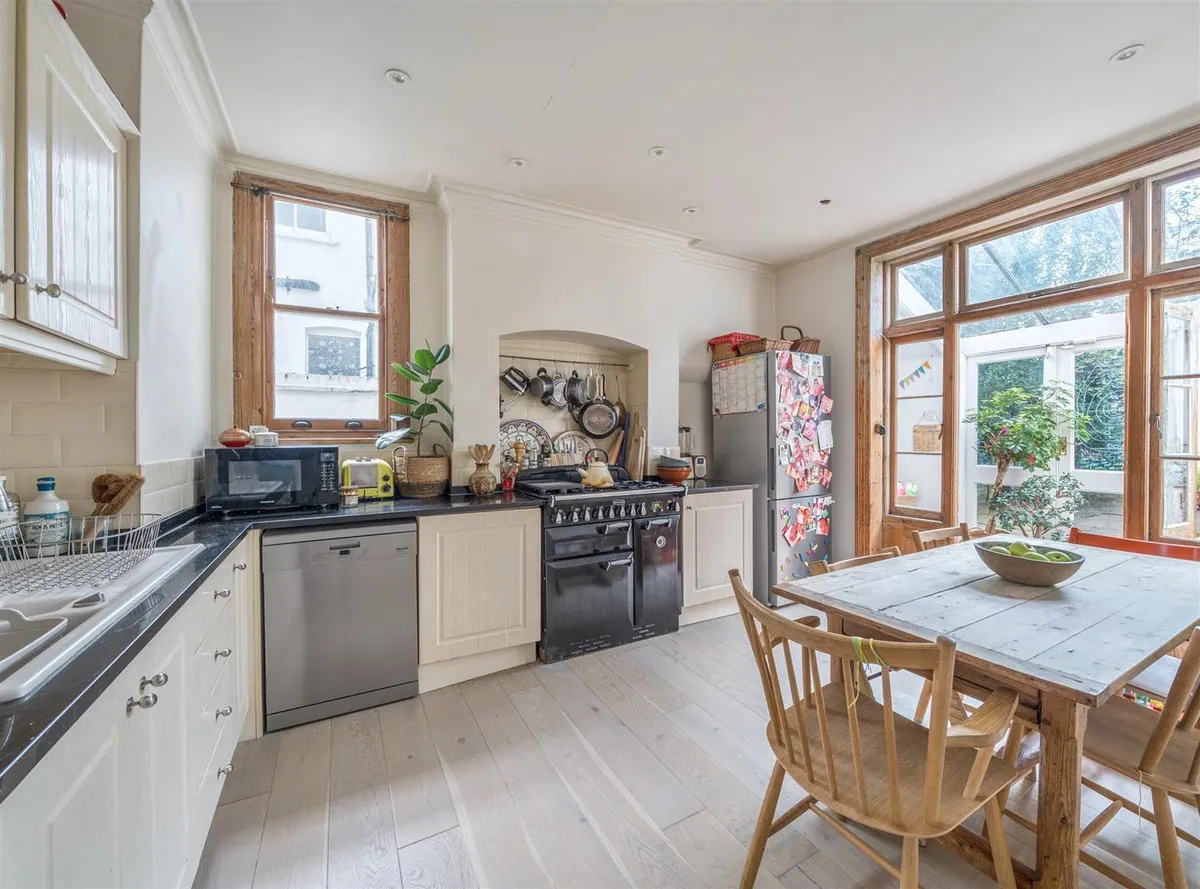 Linacre Road, London, NW2