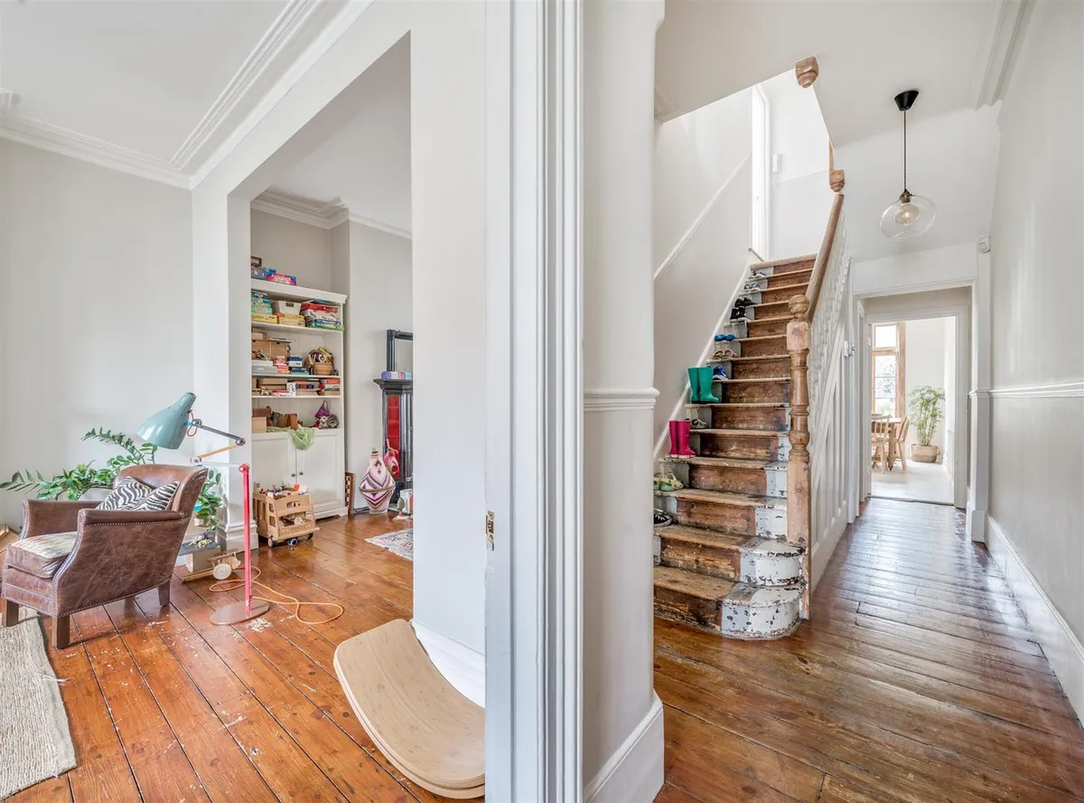 Linacre Road, London, NW2