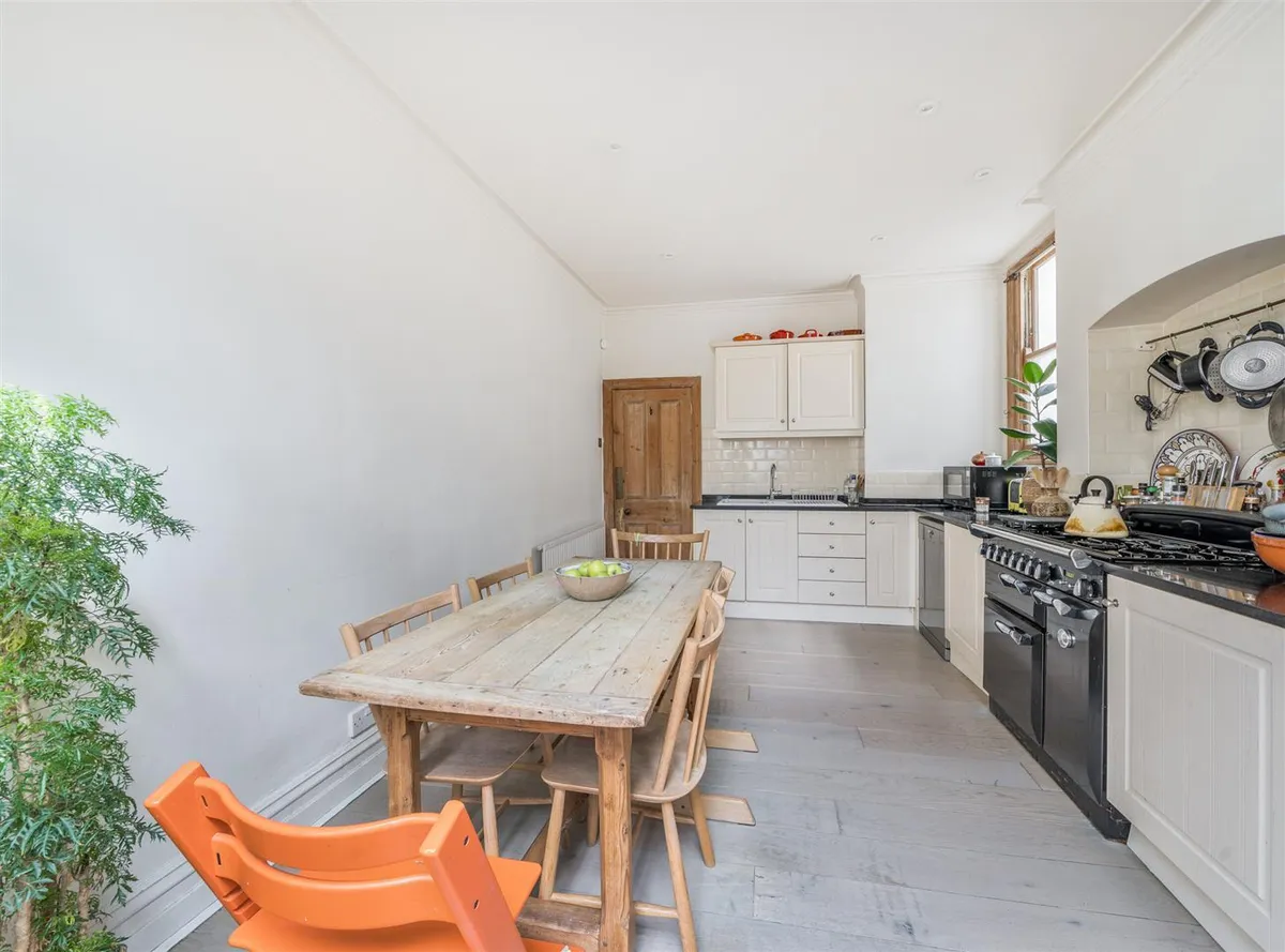 Linacre Road, London, NW2