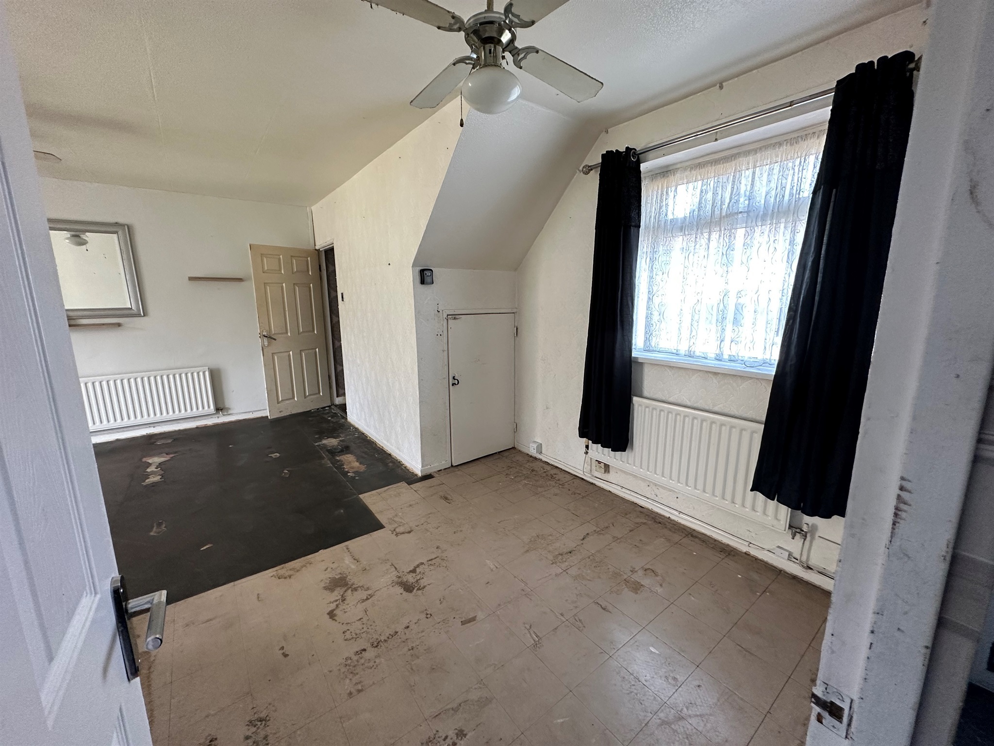 3 bedroom property for sale in Honiton Road, Llanrumney, Cardiff