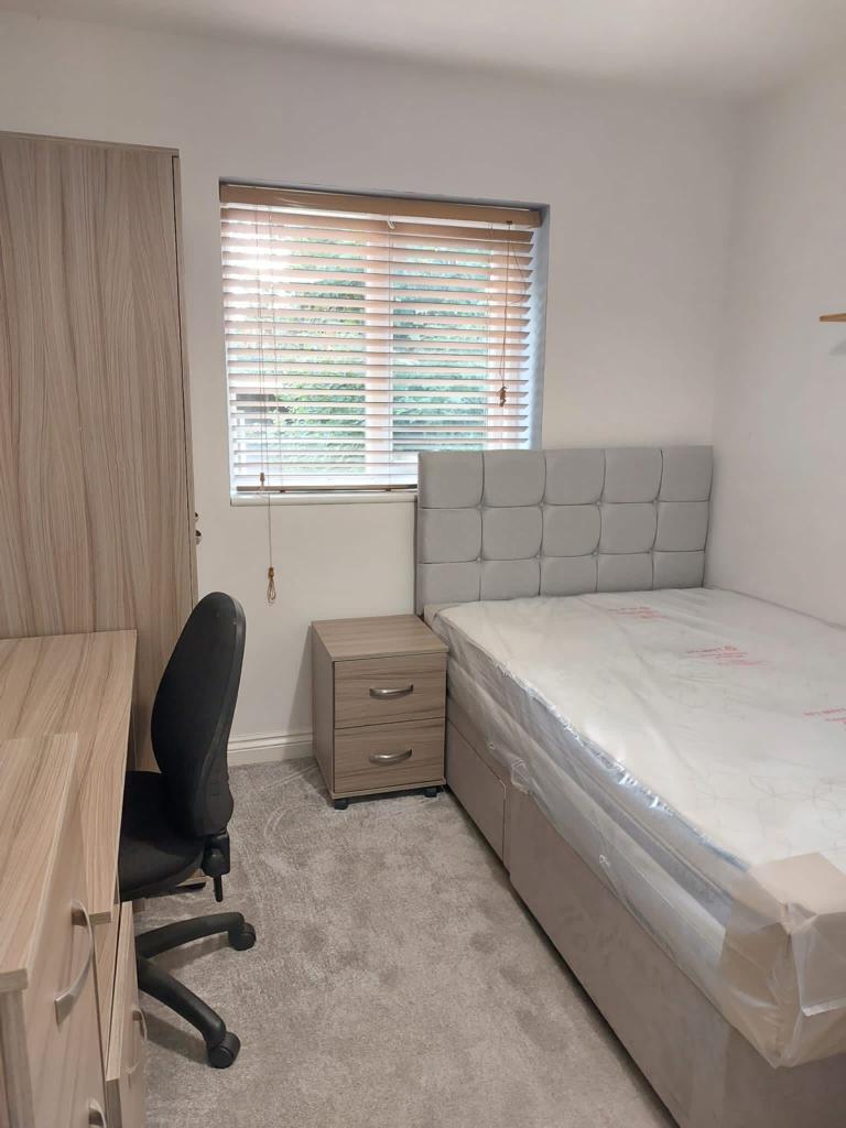 206 Dawlish Road  Image 12