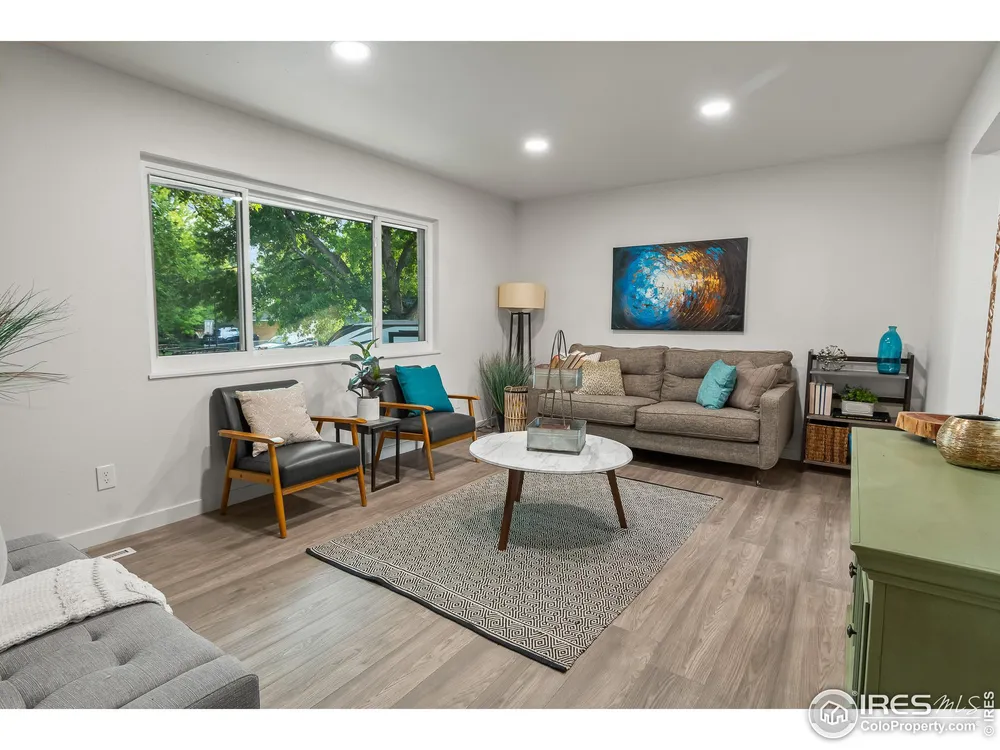 4 Pratt Pl, Longmont, CO 80501