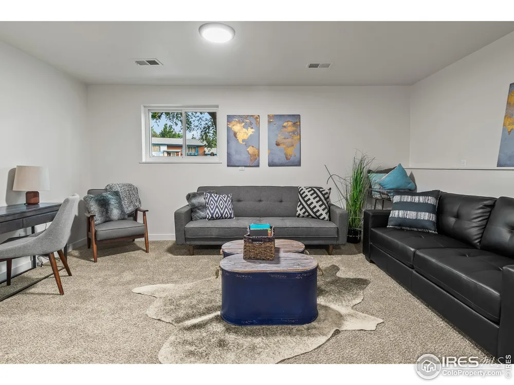 4 Pratt Pl, Longmont, CO 80501