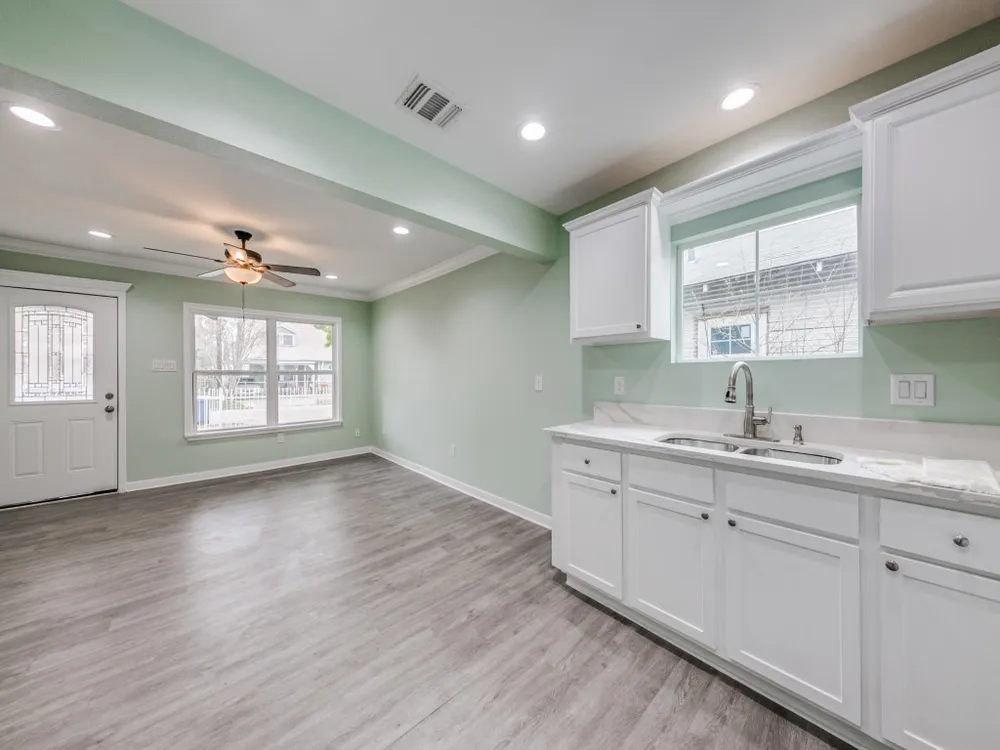 3223 W Travis St, San Antonio, TX 78207
