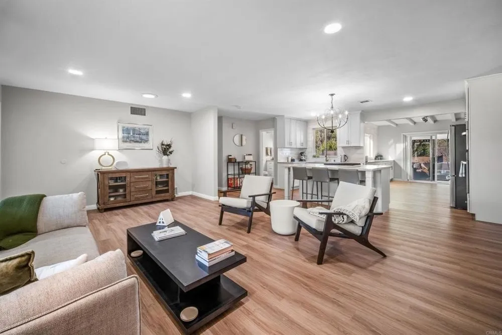 4620 Panchoy Dr, La Mesa, CA 91941