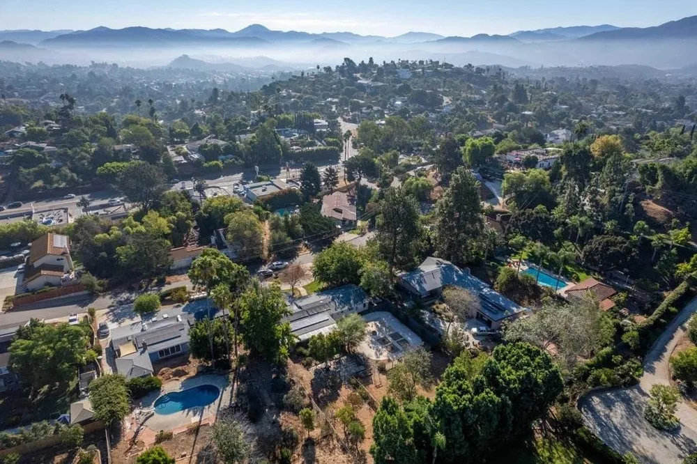 4620 Panchoy Dr, La Mesa, CA 91941