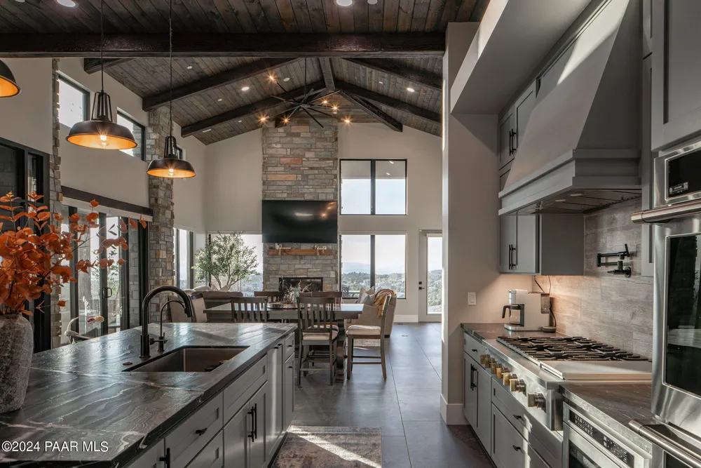 5535 W Corliss Circle, Prescott, AZ 86305