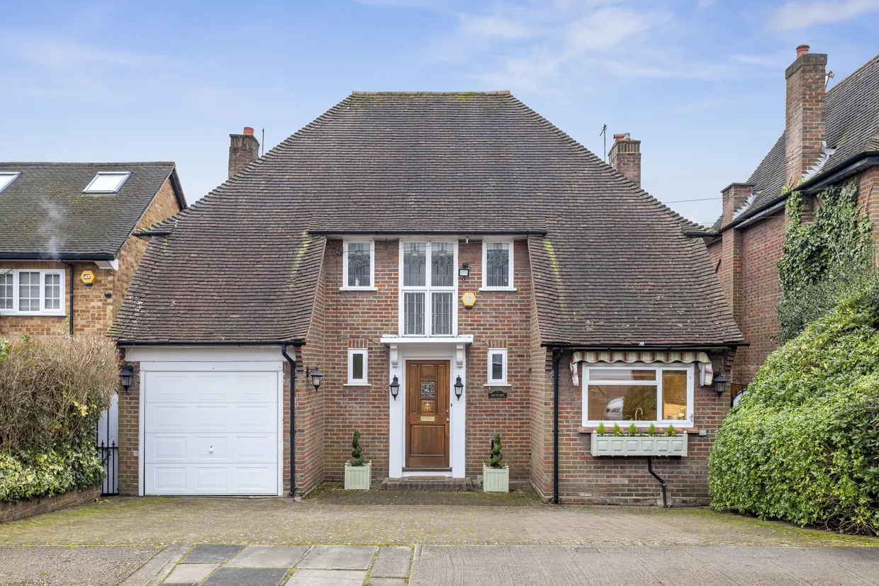 Old Forge Close, STANMORE, HA7 photo 1