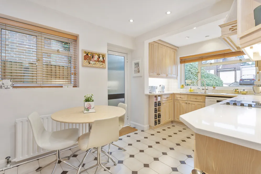 Old Forge Close, STANMORE, HA7 photo 5