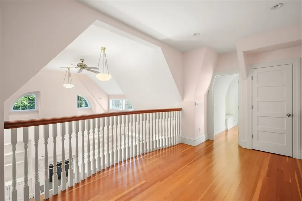 53 Abbott Rd, Wellesley, MA 02481