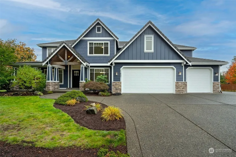 11827 SE 290th Pl, Auburn, WA 98092