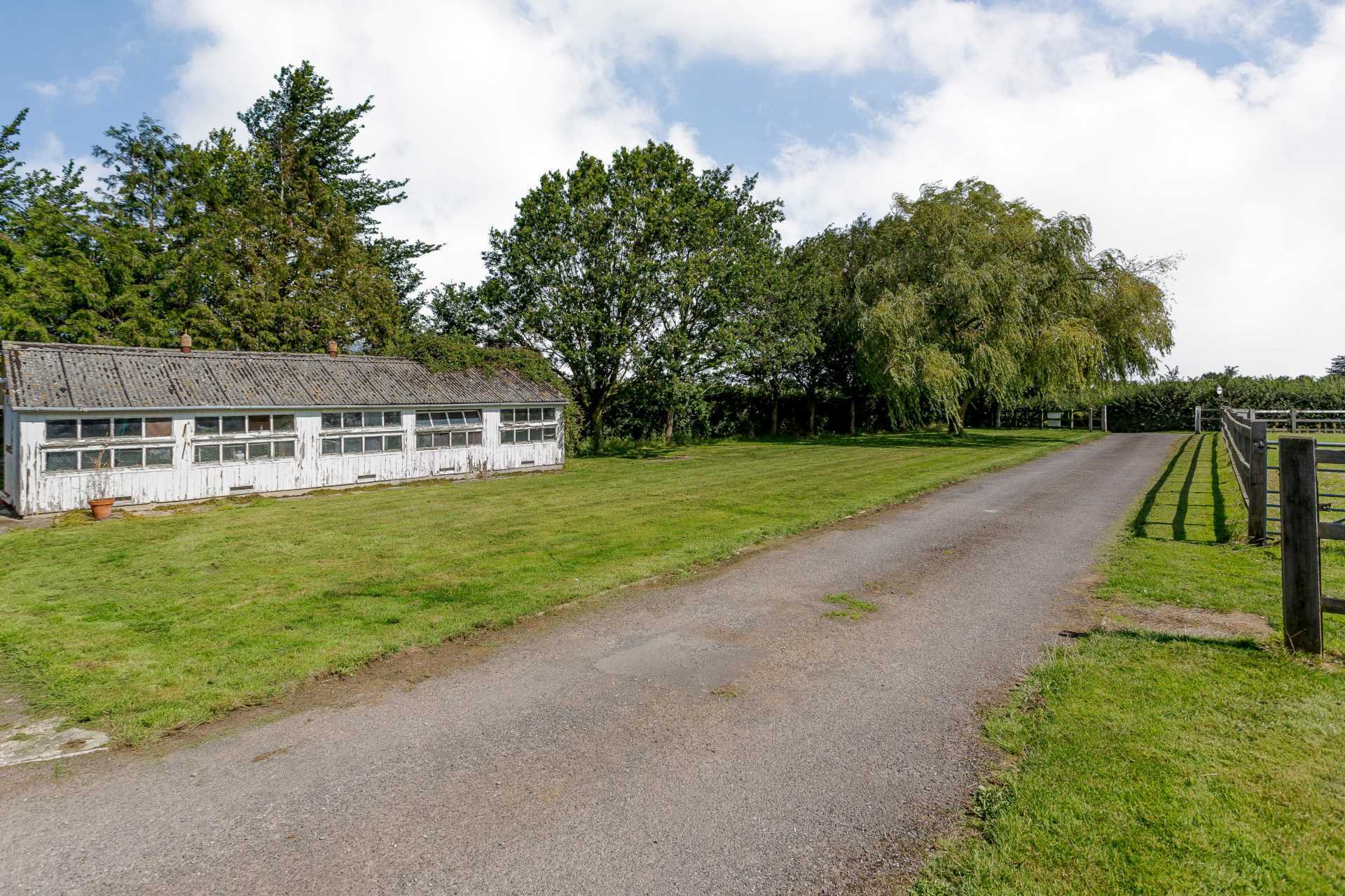 Somerset Image 8