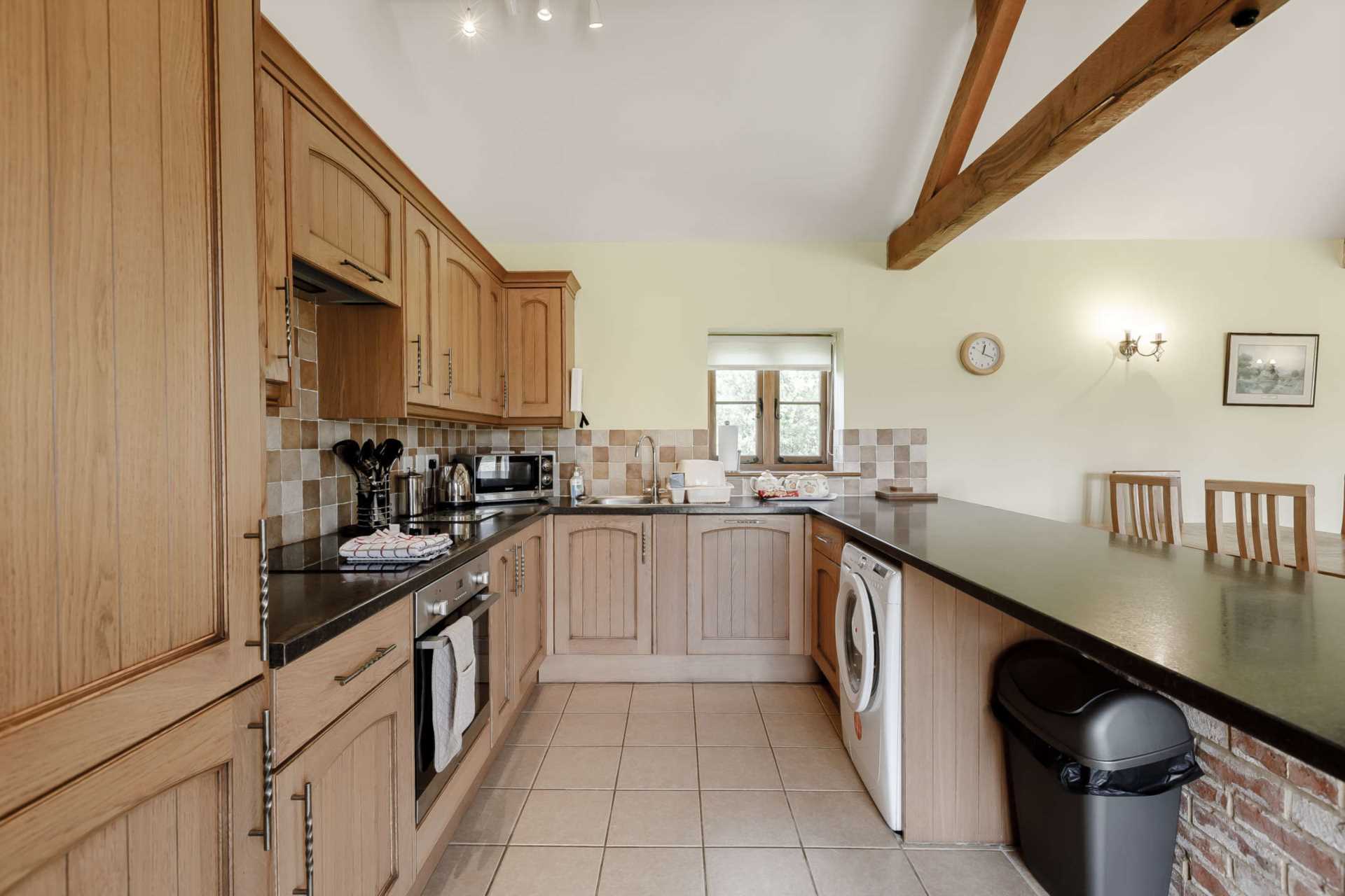 Cherry Orchard Lane, Wyke Image 14