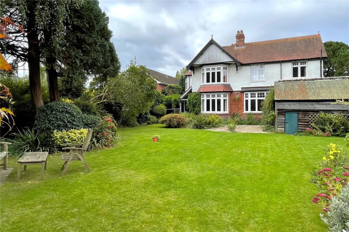 Langstone Road, Langstone, Havant, Hampshire, PO9