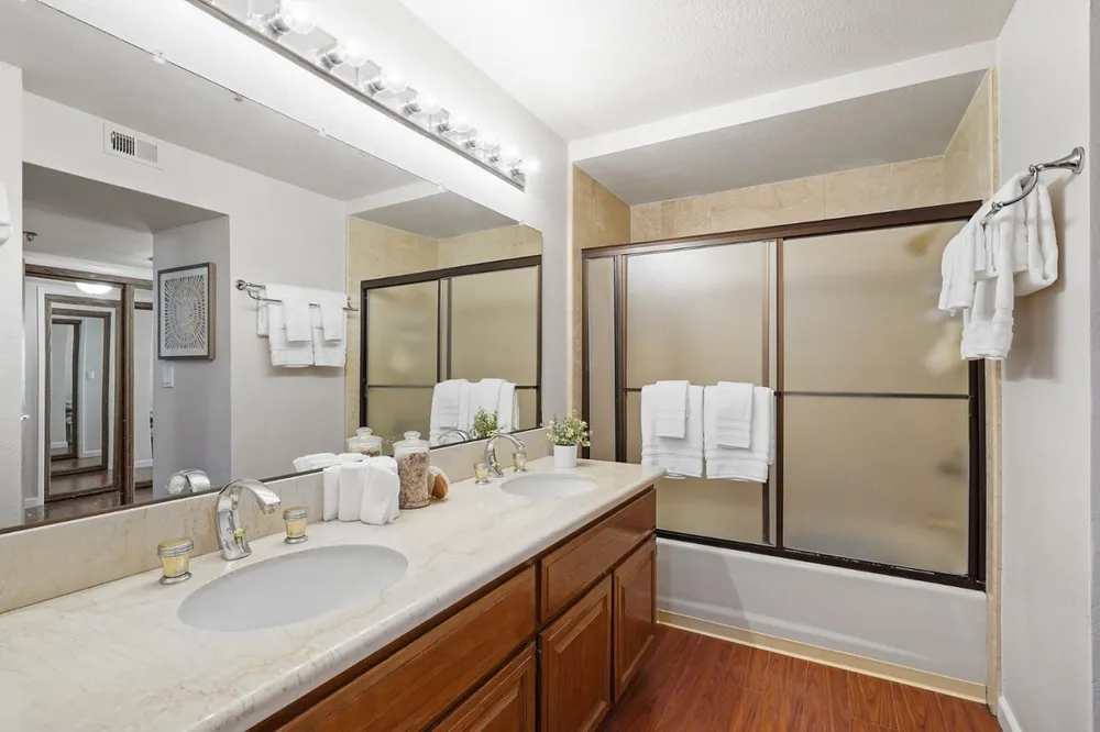 220 Palmetto Ave, Pacifica, CA 94044
