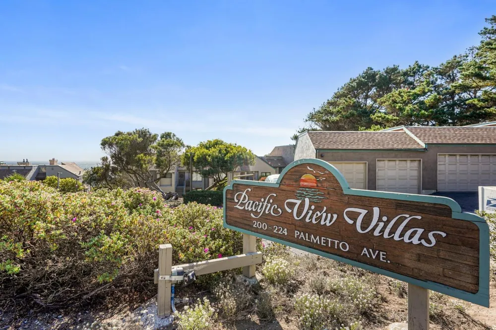 220 Palmetto Ave, Pacifica, CA 94044