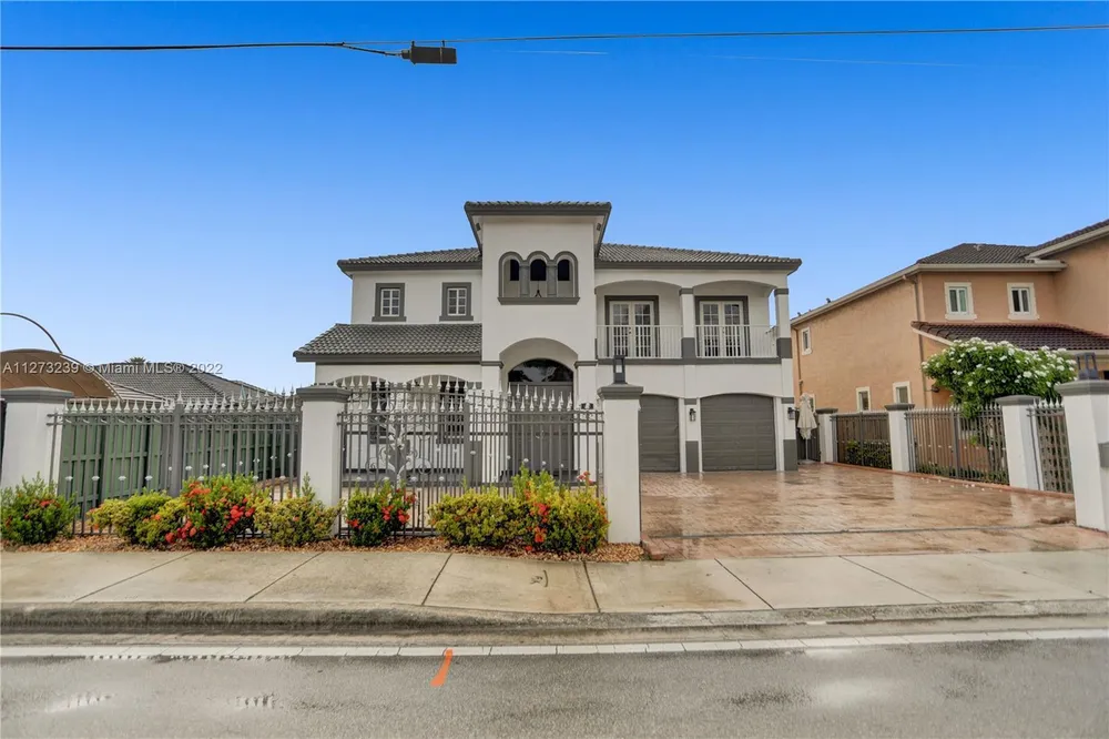 674 NW 127th Ave, Miami, FL 33182