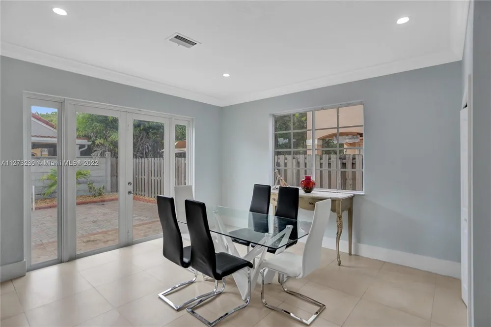 674 NW 127th Ave, Miami, FL 33182