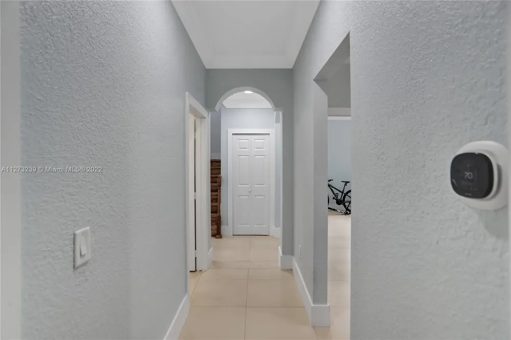 674 NW 127th Ave, Miami, FL 33182