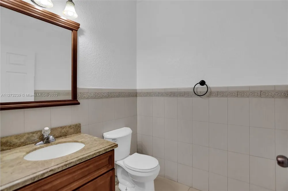 674 NW 127th Ave, Miami, FL 33182