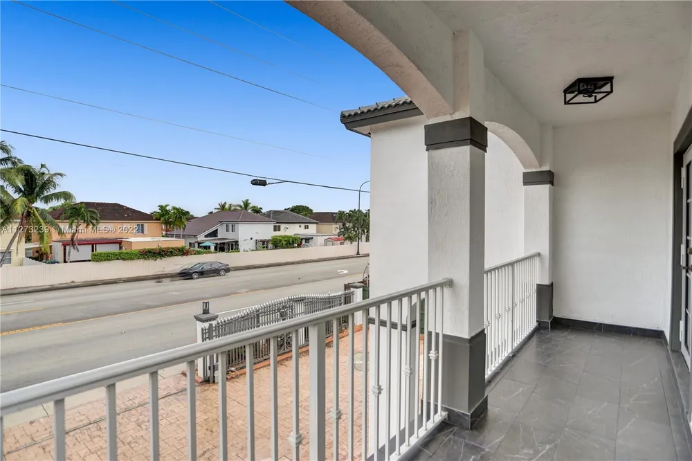 674 NW 127th Ave, Miami, FL 33182