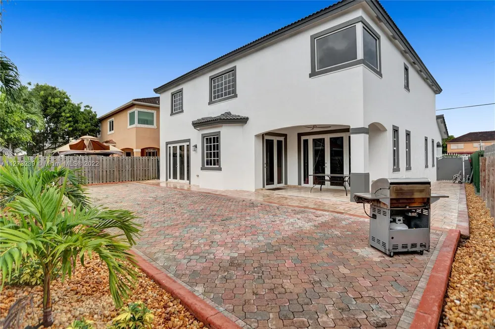 674 NW 127th Ave, Miami, FL 33182