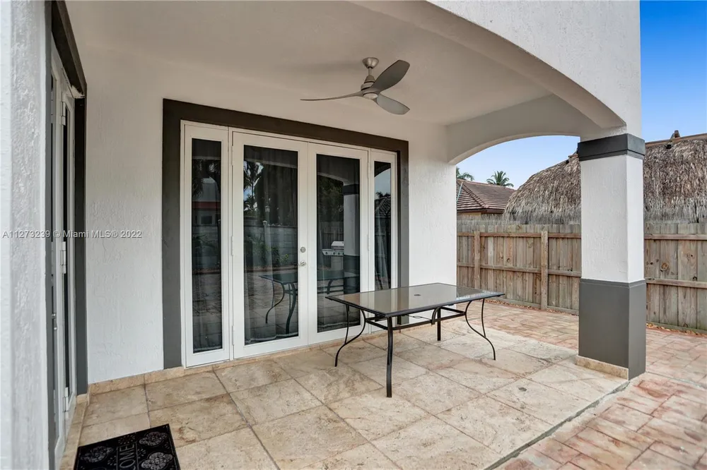 674 NW 127th Ave, Miami, FL 33182