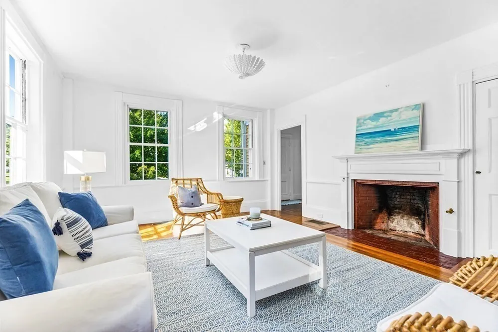 640 Main St, Hingham, MA 02043