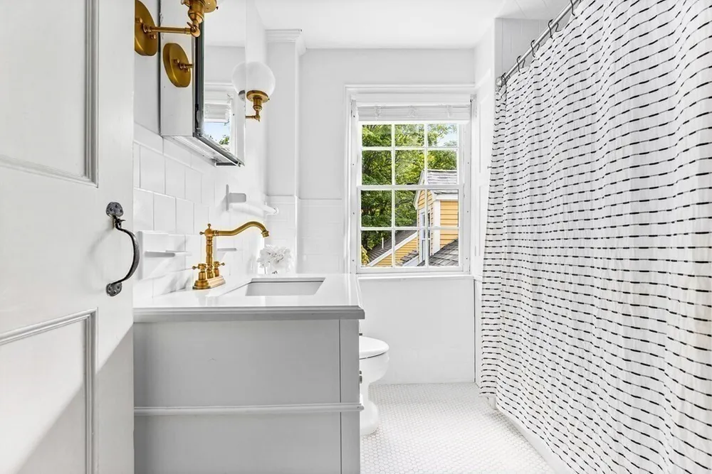 640 Main St, Hingham, MA 02043