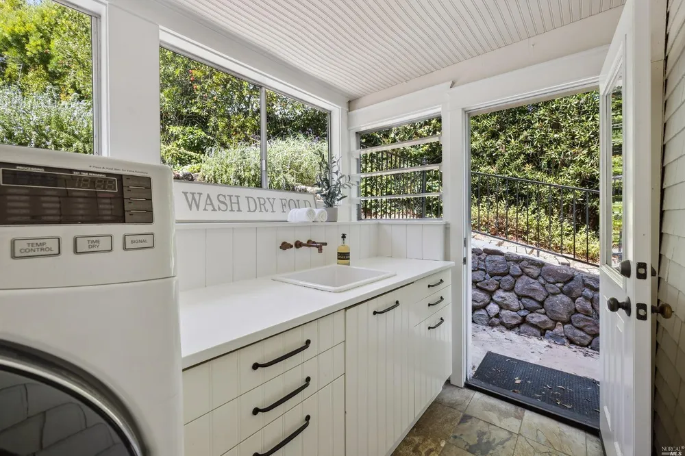 1 Sunrise Ave, Mill Valley, CA 94941