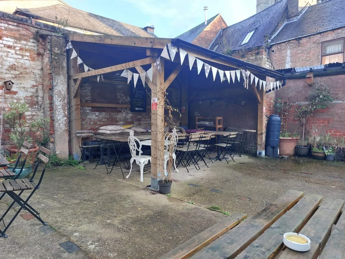 16 Market Place, Melton Mowbray LE13 1XD